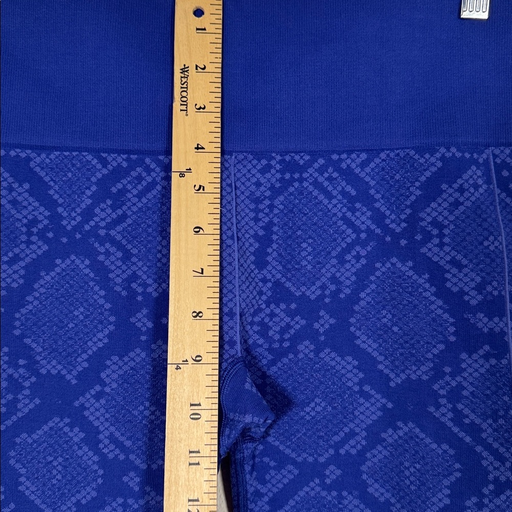 Lululemon Ebb To Street Pant Yoga, Gym leggings Heathered Sapphire Blue Large - Picture 6 of 9